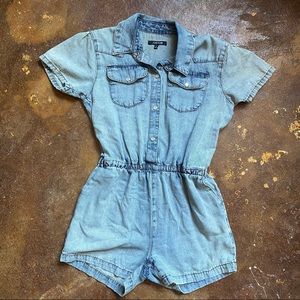 Kids girl short denim jumpsuit with collar and pockets L (12-14)